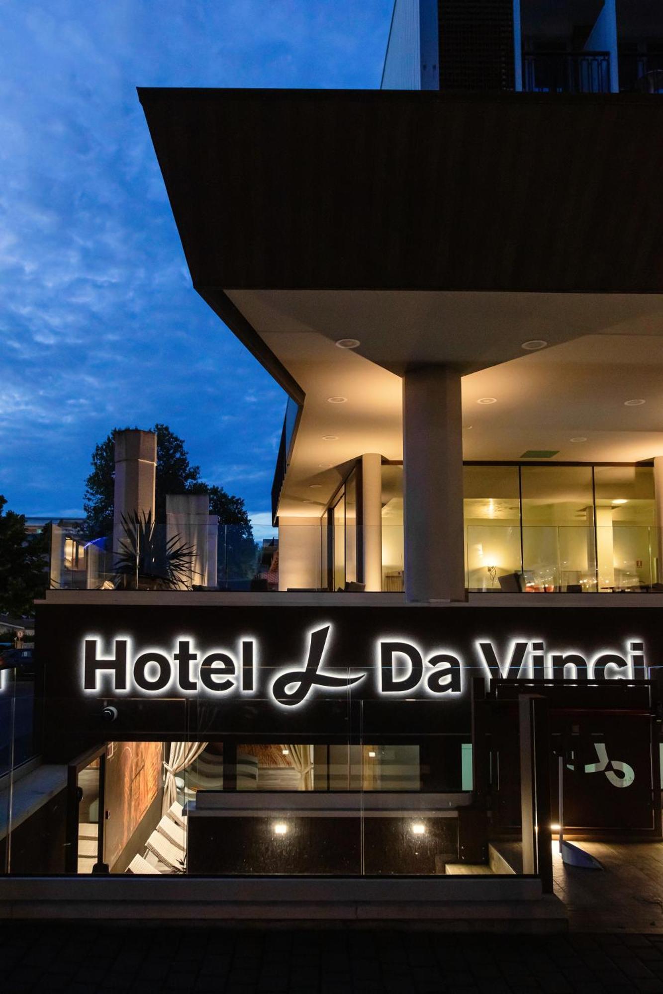 Hotel Leonardo Da Vinci Wellness Spa ビビオーネ エクステリア 写真