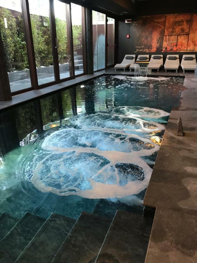 Hotel Leonardo Da Vinci Wellness Spa ビビオーネ エクステリア 写真