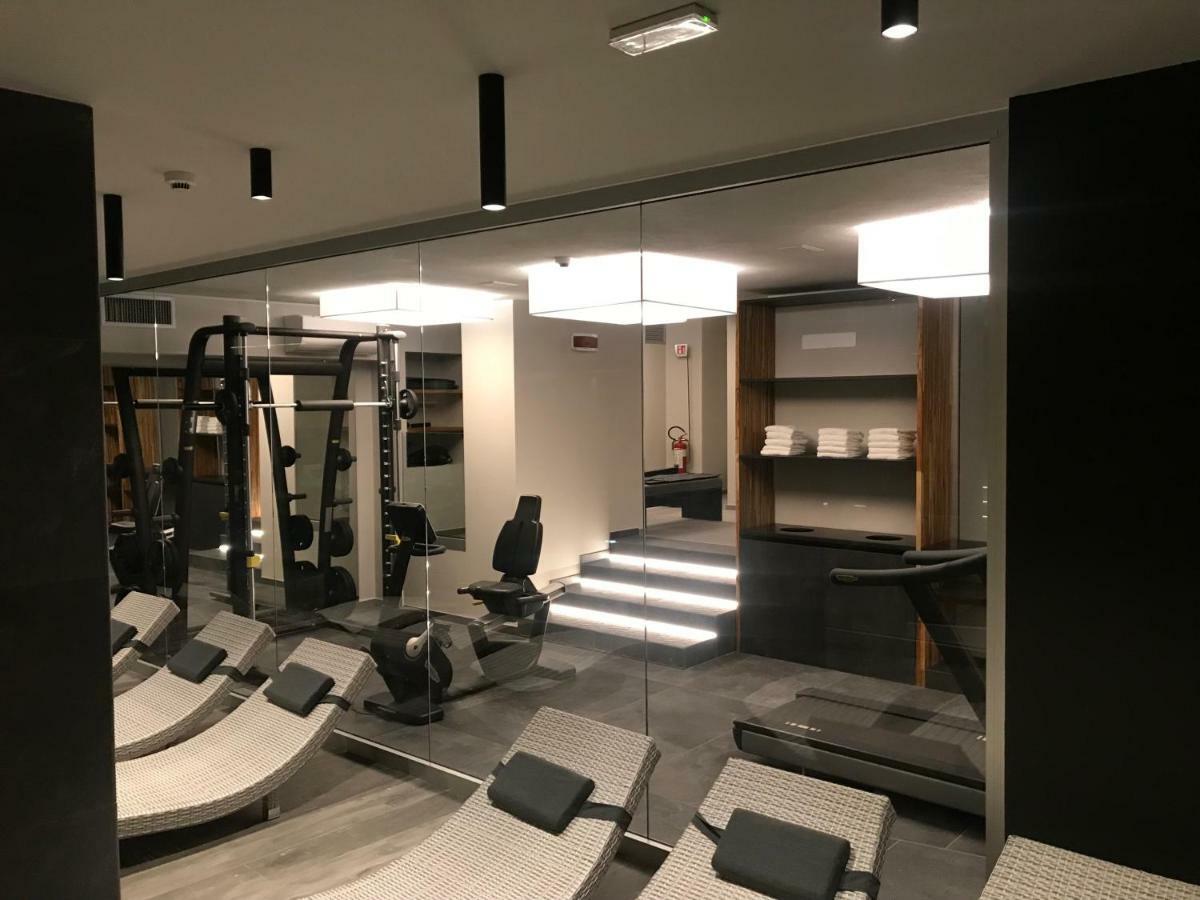 Hotel Leonardo Da Vinci Wellness Spa ビビオーネ エクステリア 写真