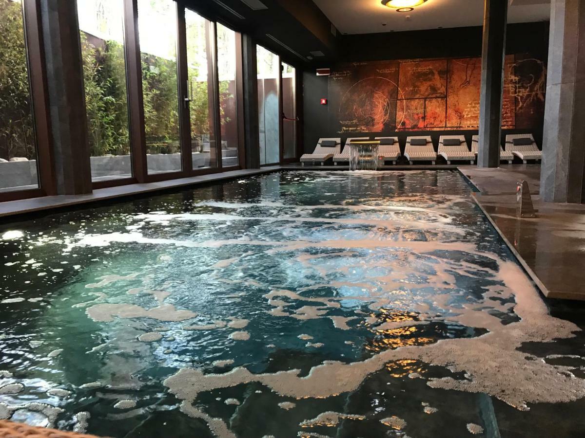 Hotel Leonardo Da Vinci Wellness Spa ビビオーネ エクステリア 写真