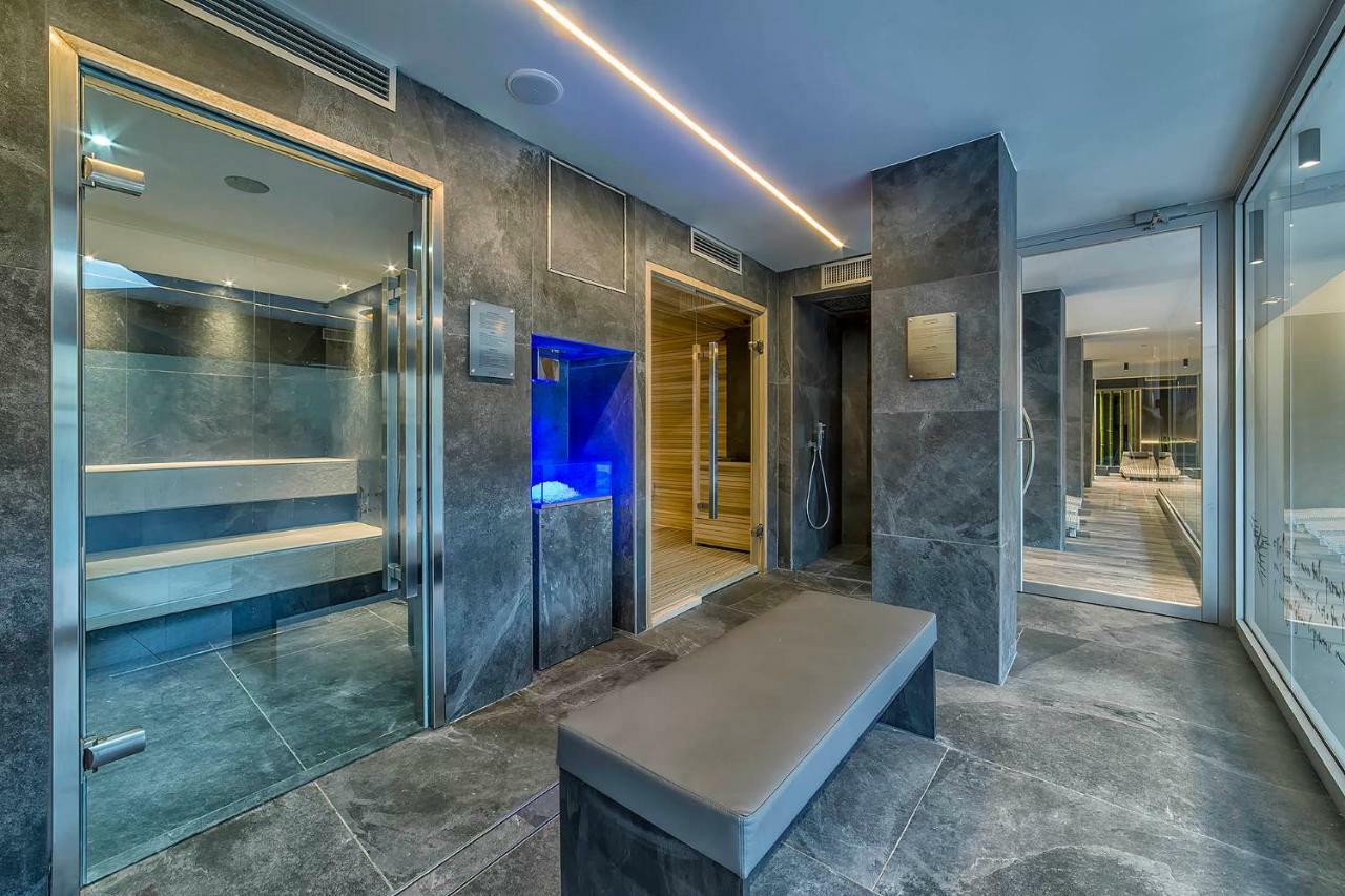 Hotel Leonardo Da Vinci Wellness Spa ビビオーネ エクステリア 写真